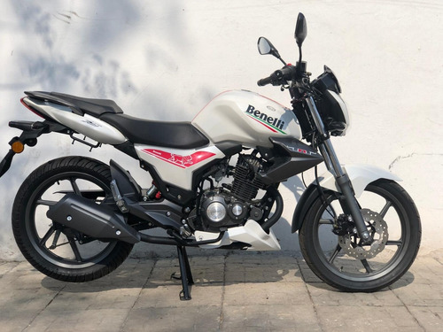 Benelli Tnt15 150 - Permutas Y Beneficios Hasta En 36 Cuotas