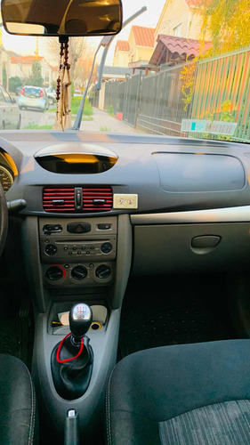 Renault Symbol Expression Mt