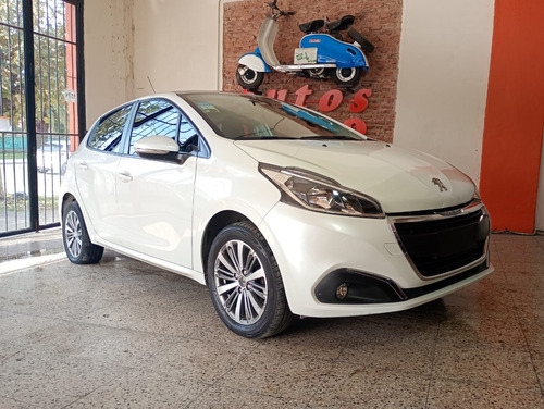 Peugeot 208 1.6 Allure Touchscreen