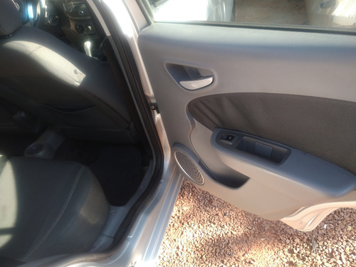 Fiat Palio 1.6 16v Essence Flex Dualogic 5p