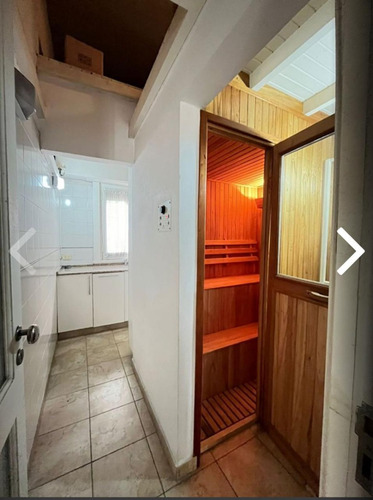Casa 4 Ambientes En Quilmes Con Patio, Parrilla Y Cochera