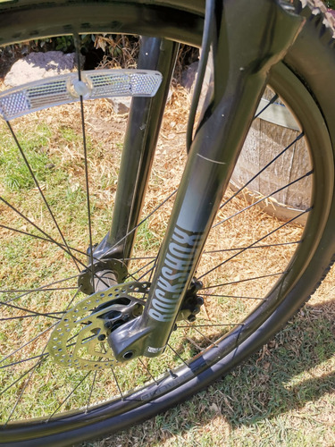 Bicicleta Mtb Trek X-caliber 8 2022 Ml Color Gris Dos Usos (Reacondicionado)