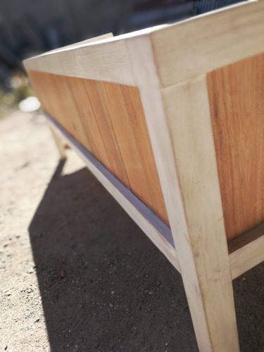 Camastro Artesanal 2mts En Madera De Eucalipto