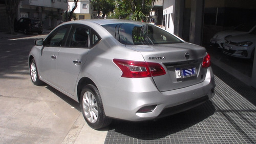 Nissan Sentra Advance Pure Drive 1.8 4p 2017