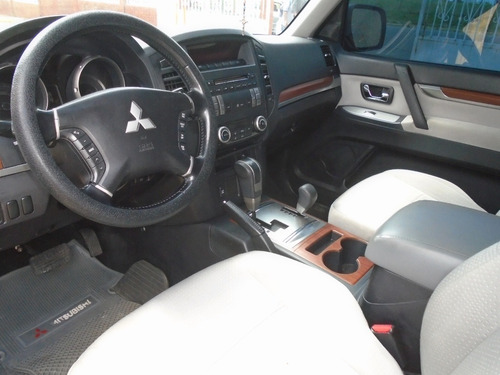 Imagen 9 de 15 de Mitsubishi Montero Limited - Automatica