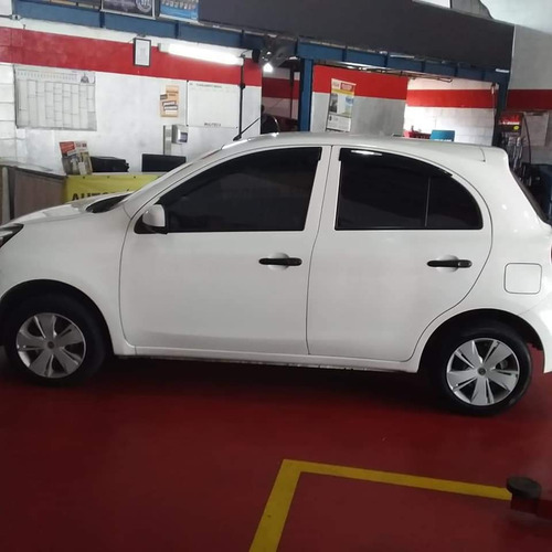 Nissan March 2017 1.0 12v S 5p