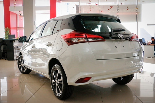Toyota Yaris 1.5 Xl Plus Connect Cvt (flex)