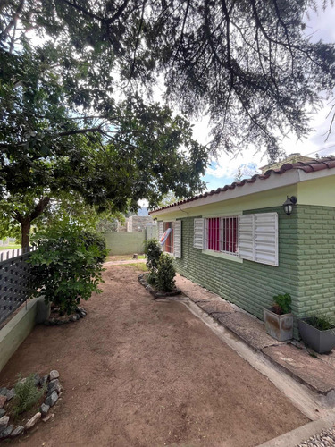 Venta Casa Y Galpón Playas De Oro Carlos Paz