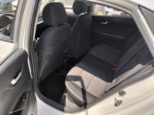 Kia Rio 1.6 L Sedan Mt