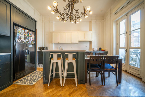 Departamento En Venta En Recoleta - 6 Ambientes