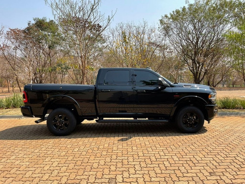 Imagem 8 de 11 de Ram 2500 Night Edition 2020