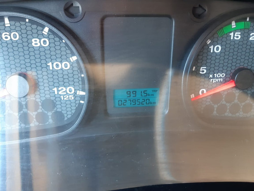 Ford 1722 Modelo 2013