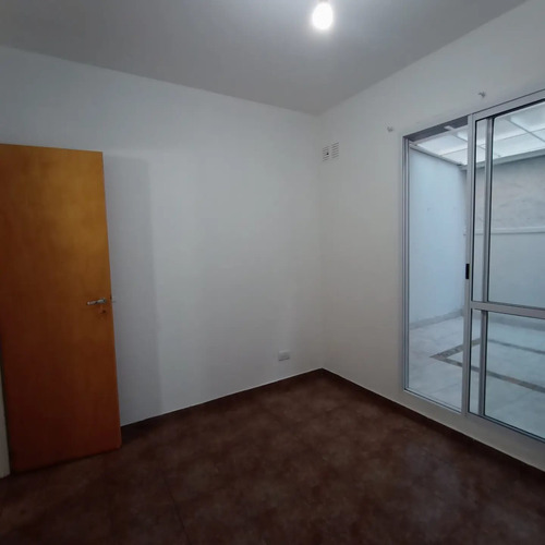 Imagen 2 de 11 de Departamento En Venta En Ramos Mejia