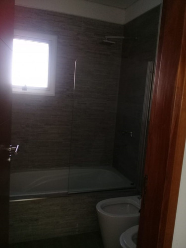 Casa En Alquiler Ubicado En Centro (villa Carlos Paz), Punilla, Córdoba