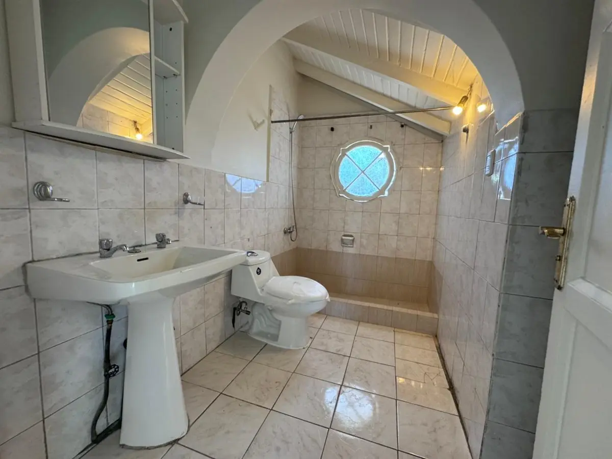 Imagen 5 de 11 de Arriendo Casa Central En Los Andes