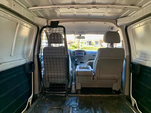Hyundai Starex 2.4 Cargo Van