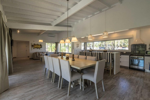 Imagen 13 de 30 de Casa En Venta - 4 Ambientes - Zona Alamos Ii - Pinamar