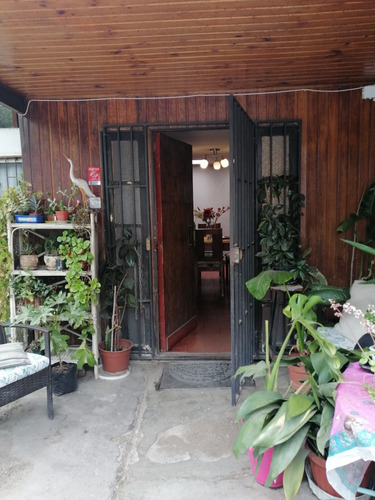 Lo Errazuriz, Terreno 358 M2, 3 Dormitorios, 4 Est