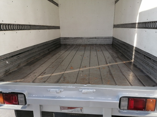 Imagen 9 de 10 de Isuzu Elf200 Caja Seca 10 Pies 2013, Credito Disp. Tomo Auto