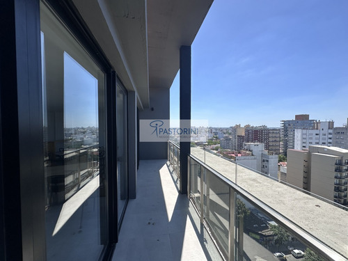 Vendemos Semipiso De 2 Amb En Plaza Mitre Con Coch Y Baulera