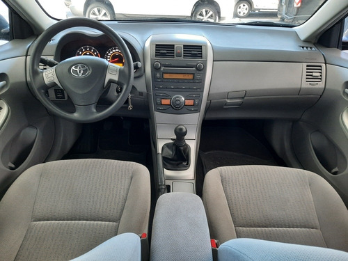 Toyota Corolla Xei 1.8 M/t Primer Dueño En Impecable Estado
