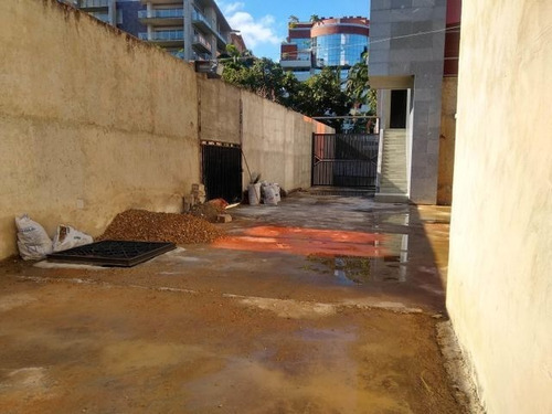 Imagen 6 de 10 de Local En Venta Av. Principal La Arboleda, Las Delicias, Maracay, 22-15868 Mv