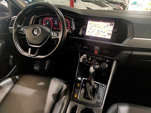 Volkswagen Jetta 1.4 250 TSI TOTAL R-LINE