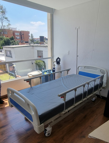 Cama Hospitalaria Eléctrica 3 Movimientos Con Colchón Anti E