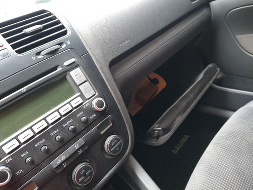Volkswagen Vento 2.5 Advance 170cv 2009