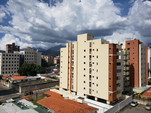 (ig) En Una De Las Mejores Zonas De Maracay, Vendo Funcional Apartamento ¡excelente Zona Para Vivir, Excelente Oportunidad!