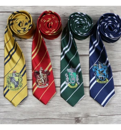 Disfraz Capa + Bufanda + Corbata De Gryffindor, Slytherin, Ravenclaw, O Hufflepuff. Harry Potter. P