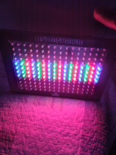 Luz Chauvet Strobe Led Profesional 