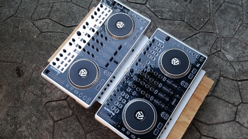 Imagen 9 de 10 de Consola Platos Dj Mixer Controladora Pioneer Max Samsiph S2