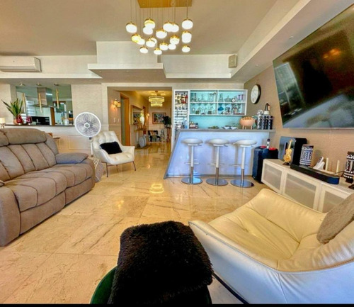 Foxpiantini.com - V157 | Venta De Apartamento En Piantini | Exclusividad Y Lujo