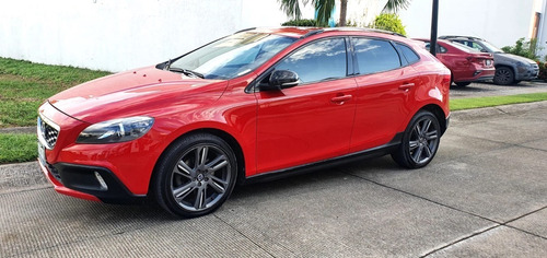 Imagen 7 de 15 de Volvo V40 Crosscountry