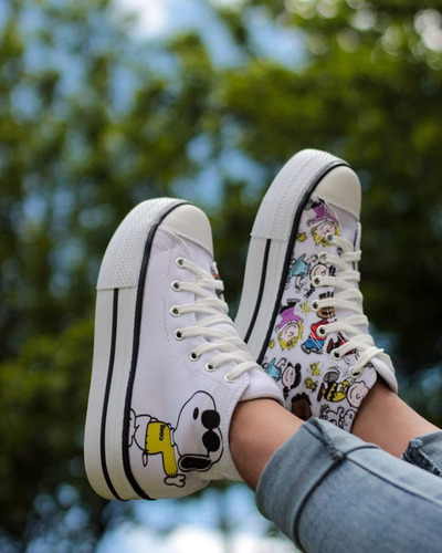 Tenis De Snoopy Personajes Blanco Sublimado Suela Alta