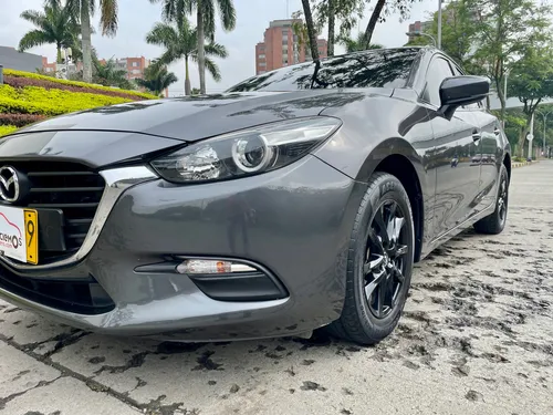 Mazda 3 2.0 Prime