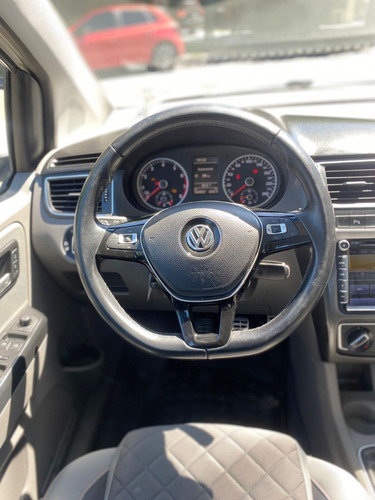Imagen 12 de 21 de Volkswagen Fox 1.6 Highline