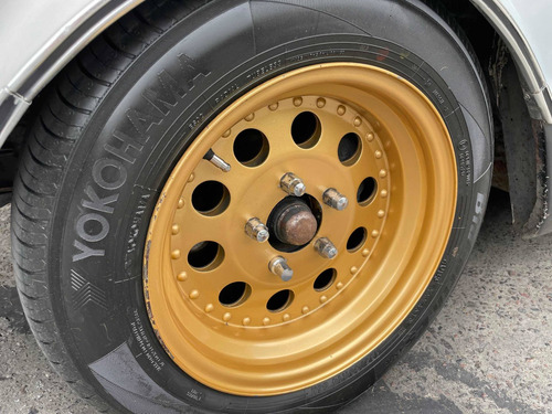 Imagen 10 de 12 de Ford Falcon Futura Sp