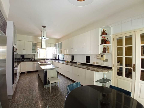 Imagen 12 de 30 de Se Vende Casa 1.200 M² 7h/10b/8p Cerro Verde
