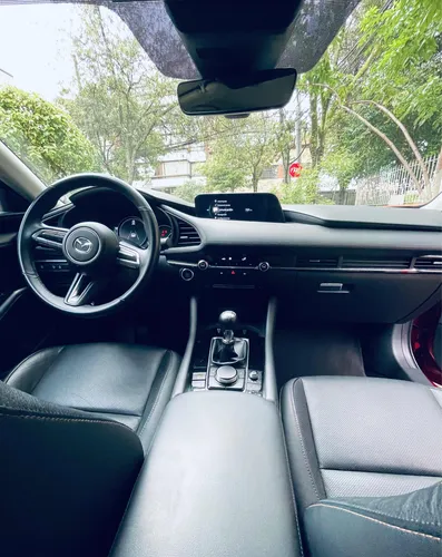 Mazda 3 Touring mecánico