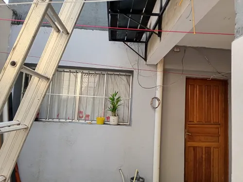 Prédio Comercial Com Padaria E 2 Casa A Venda