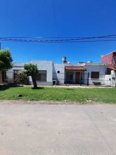 Venta Casa 4 Ambientes  Jose C. Paz 