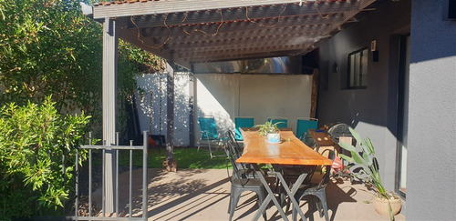 Casa En Venta Linda Casa De 1 Piso 4 Dorm. En Talca