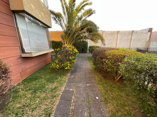 Arriendo Depto. 3d/2b/1e, Huertos Familiares, Excelente