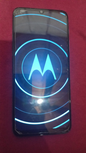 Celular Motorola E20