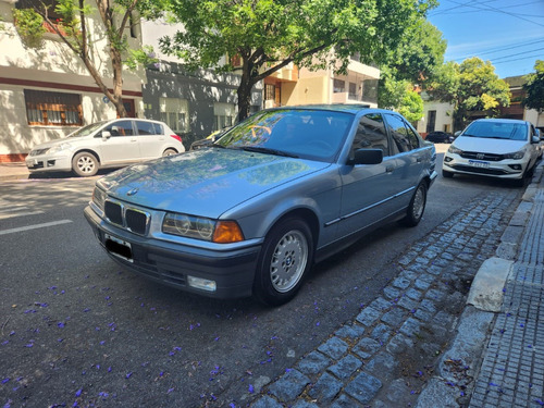 BMW Serie 3 2.5 325i Sedan