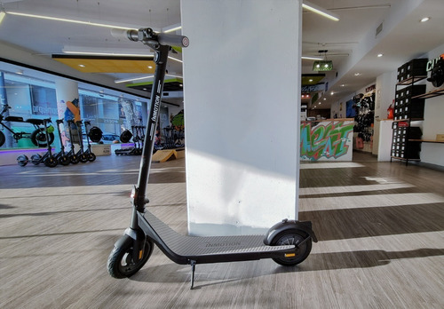 Imagen 2 de 10 de Monopatín Eléctrico Inmotion Air 30km/ah / Eco Alsina