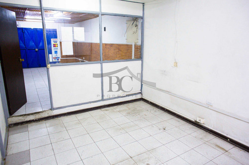 Se Arrienda Galpón De 326 M². (109591)