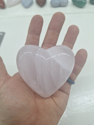 Coração Em Pedra Quartzo Rosa 75 X 70mm 279g